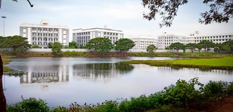 Kanagan Lake, Yanam, Puducherry - Vushii.com Kanagan Lake, Yanam, Puducherry - Vushii.com